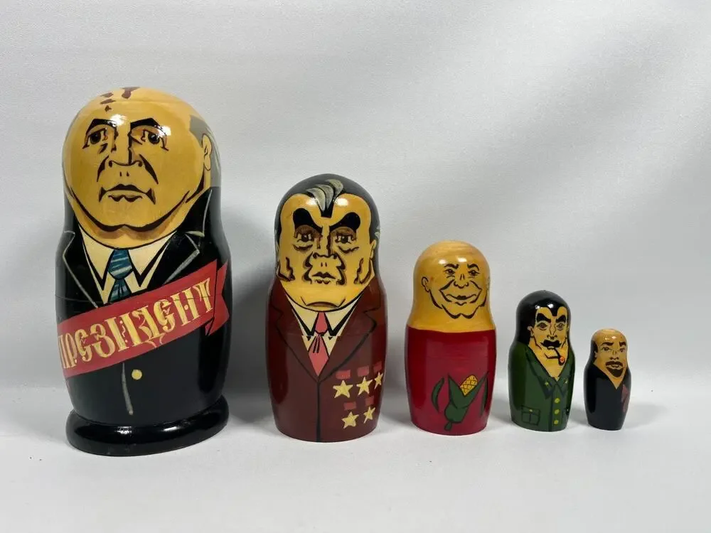 RUSSIAN NESTING DOLLS Wooden Hand Paint Gorbachev Matryoshka Yeltsin USSR Soviet